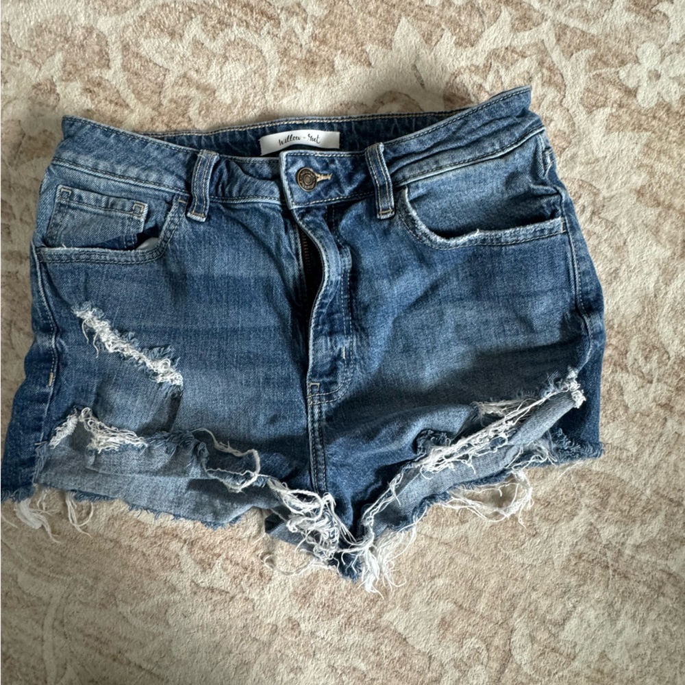 Willow + root shorts